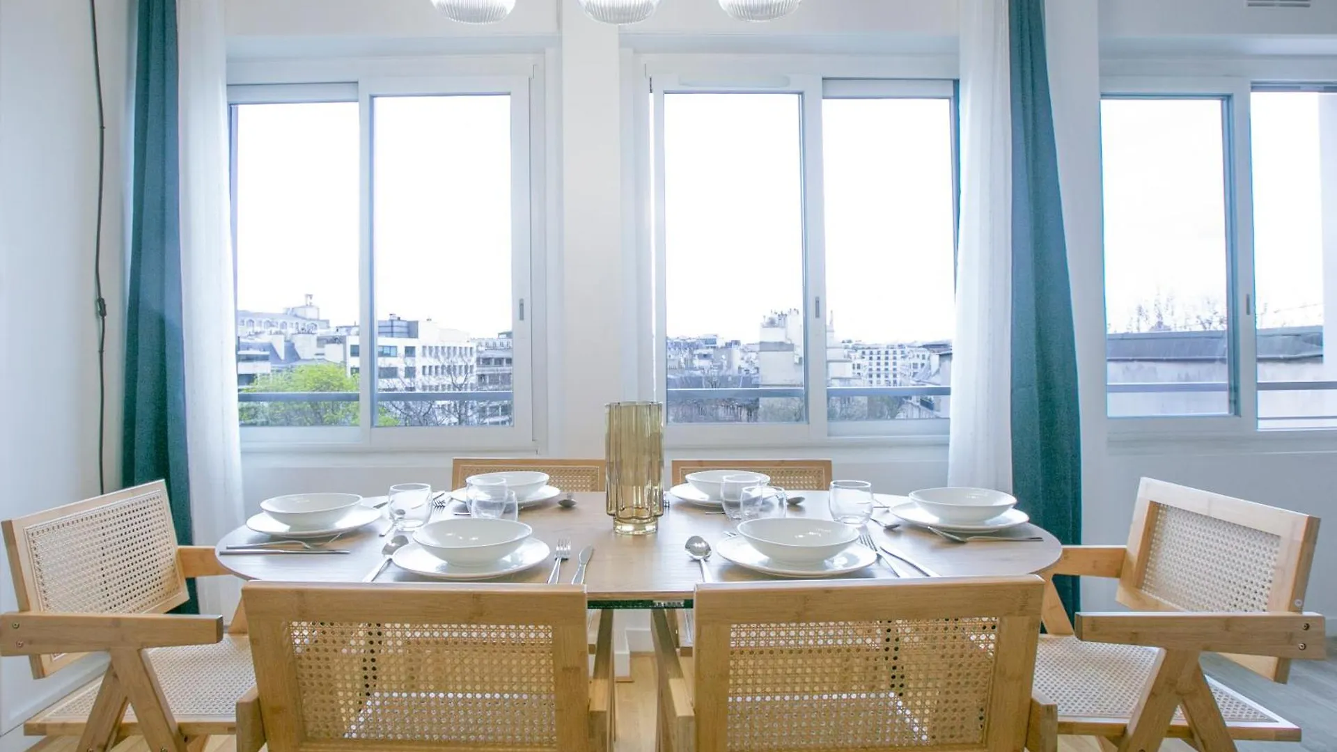 Majestic & Idyllic Parisian Flat - Champs-elysees Apartament Paryż